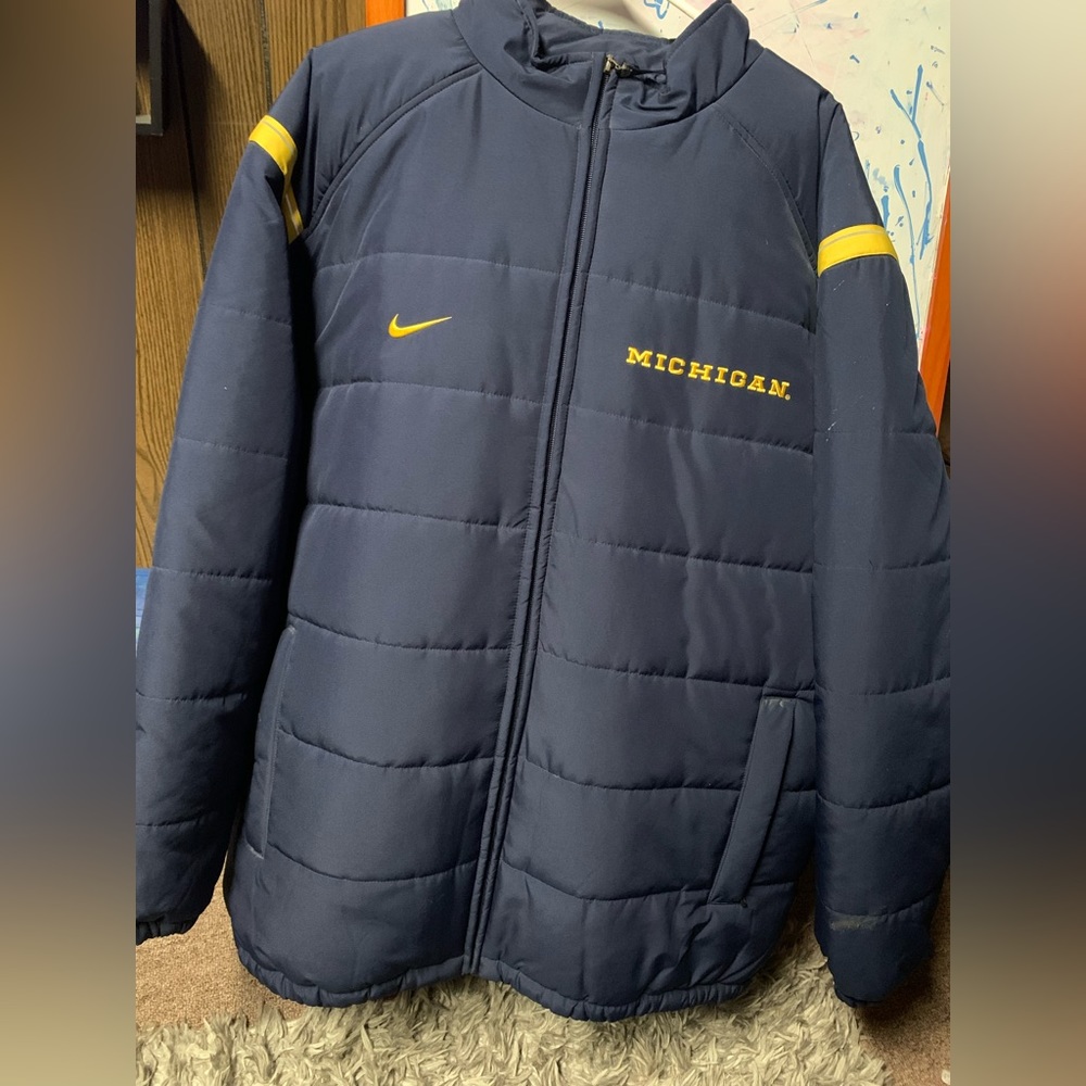 Men’s Authentic Nike University of Michigan long puffer coat
